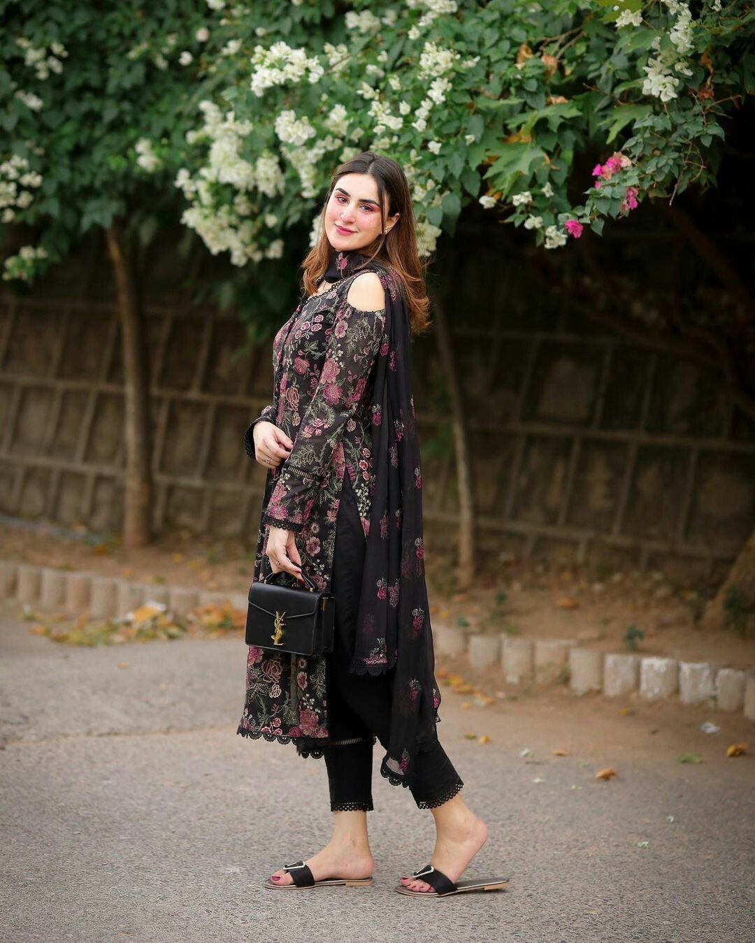 Bareeze Airjet Dhanak Fabric