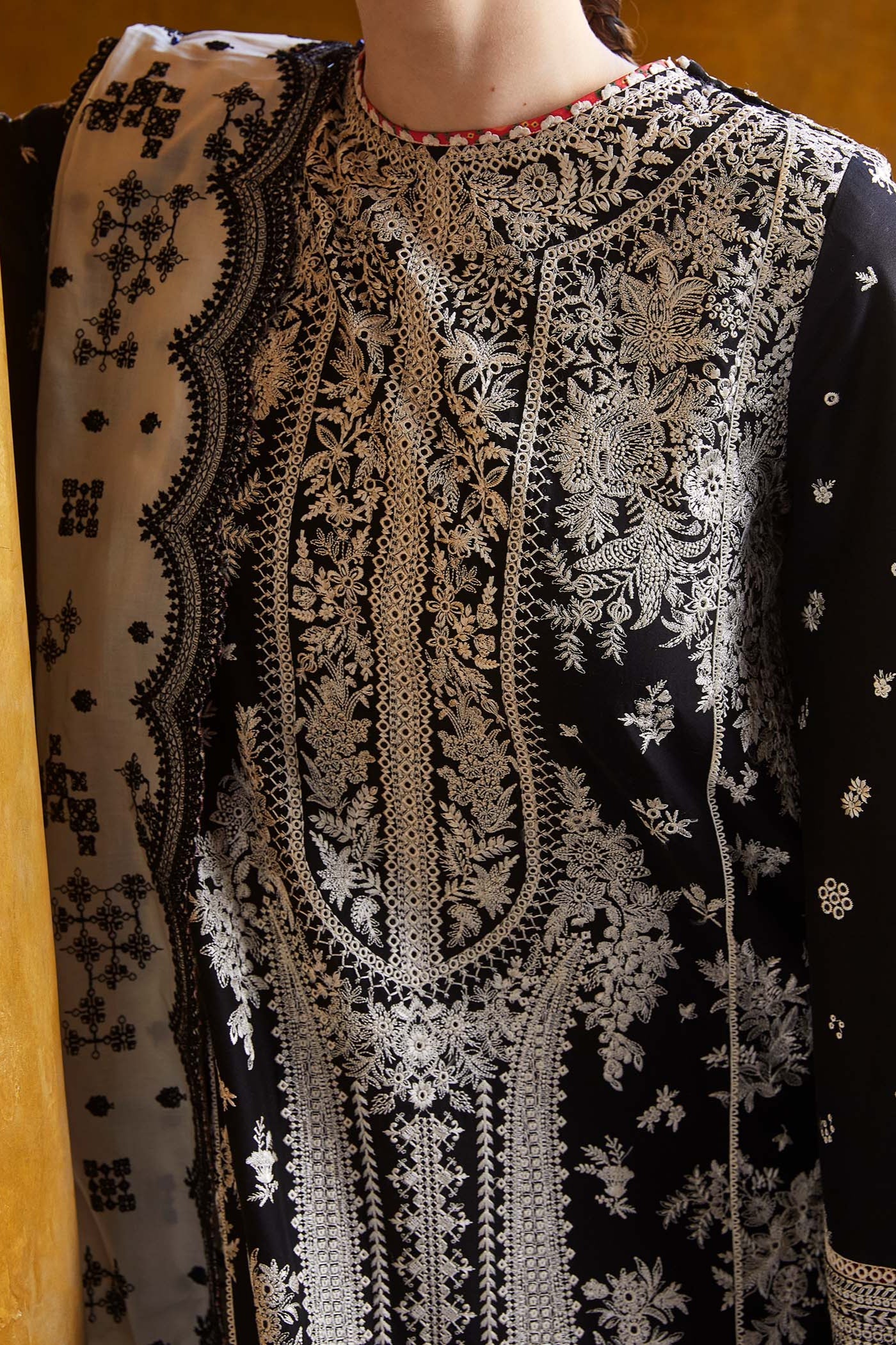 Hussain Rehar Dhanak Fabric