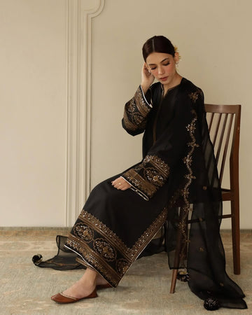 Khaas | 3 Pc Lawn Stitched Suit – Sequence & Tilla Embroidered Organza Dupatta