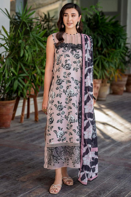 Asifa Nabeel WITH Dhanak DUPATTA