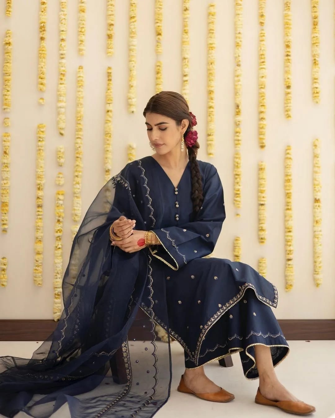 Khaas | 3 Pc Lawn Stitched Suit – Embroidered with Organza Dupatta