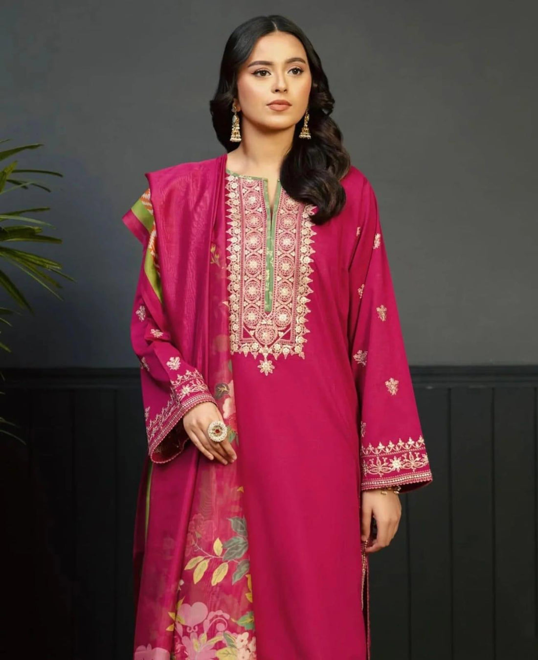 Khaas - Dhanak 3 Pc Suit Mehndi Pink