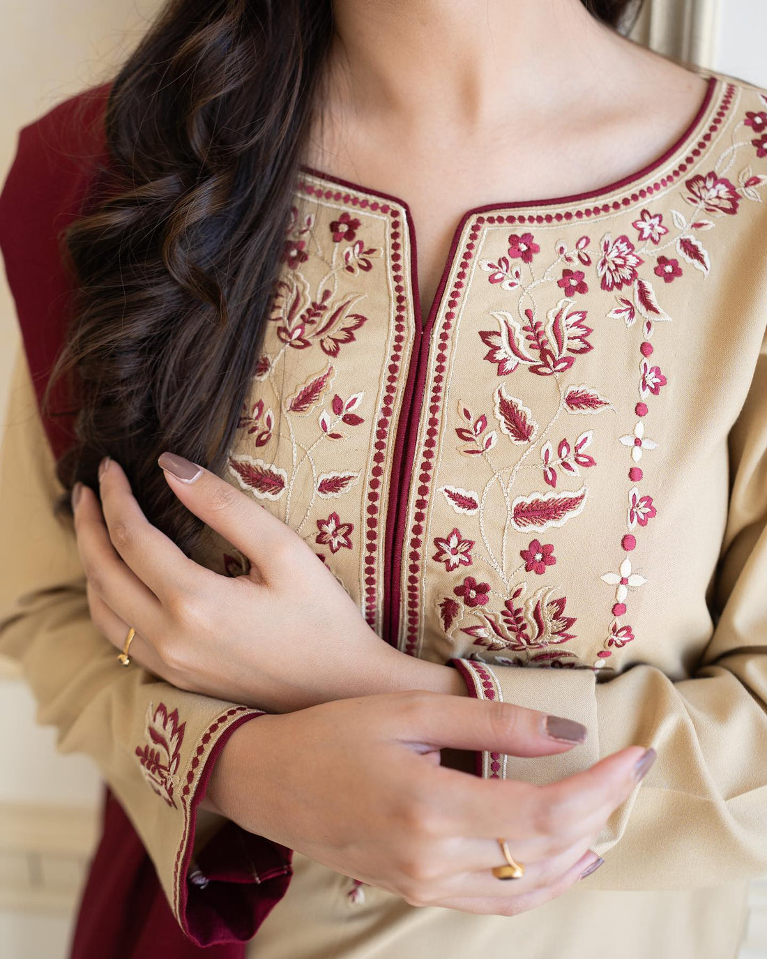 Khaas -  Embroidered 3-Piece Dhanak Set